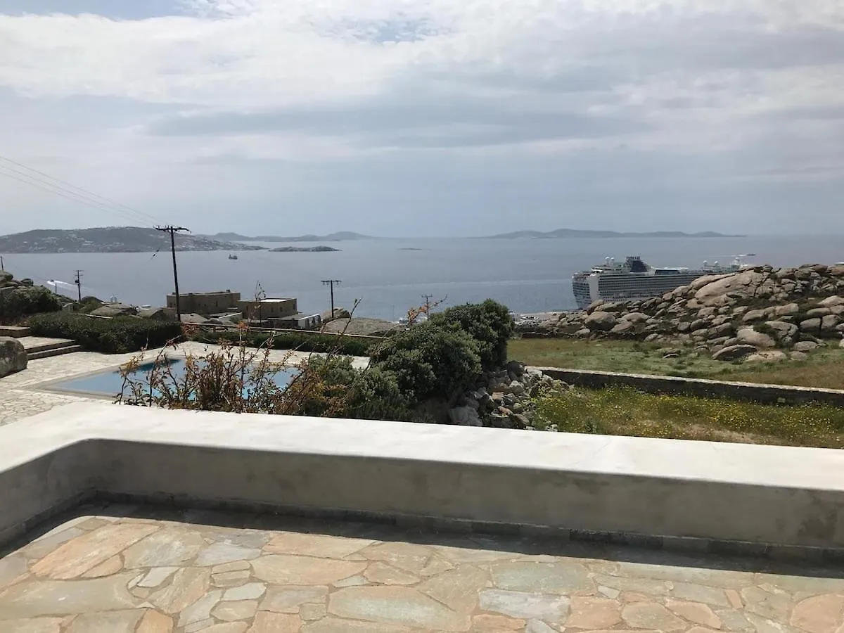 Modern And Cosy Unique View Villa 투를로스